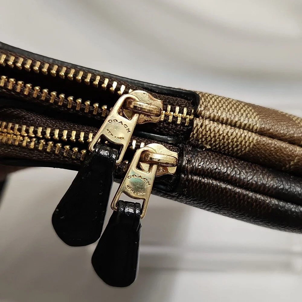 Coach Signature Double Zip Wallet Wristlet - Picture 8 of 14